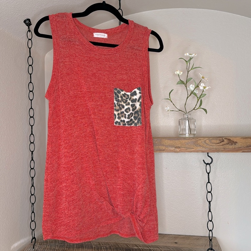 First Love heathered red long soft tank with leopard pocket & knot hem, size M